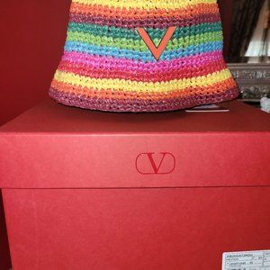 Valentino Garavani bucket wooven hat V LOGO rainbow Italy Large
